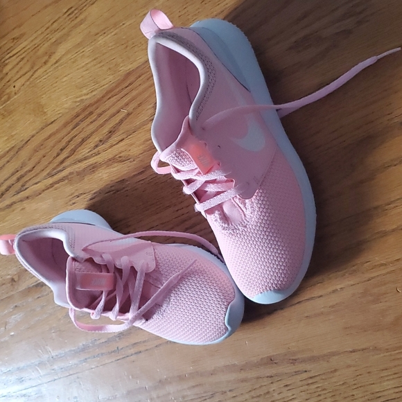 Nike Shoes Nike Pga Pink Golf Shoes Poshmark